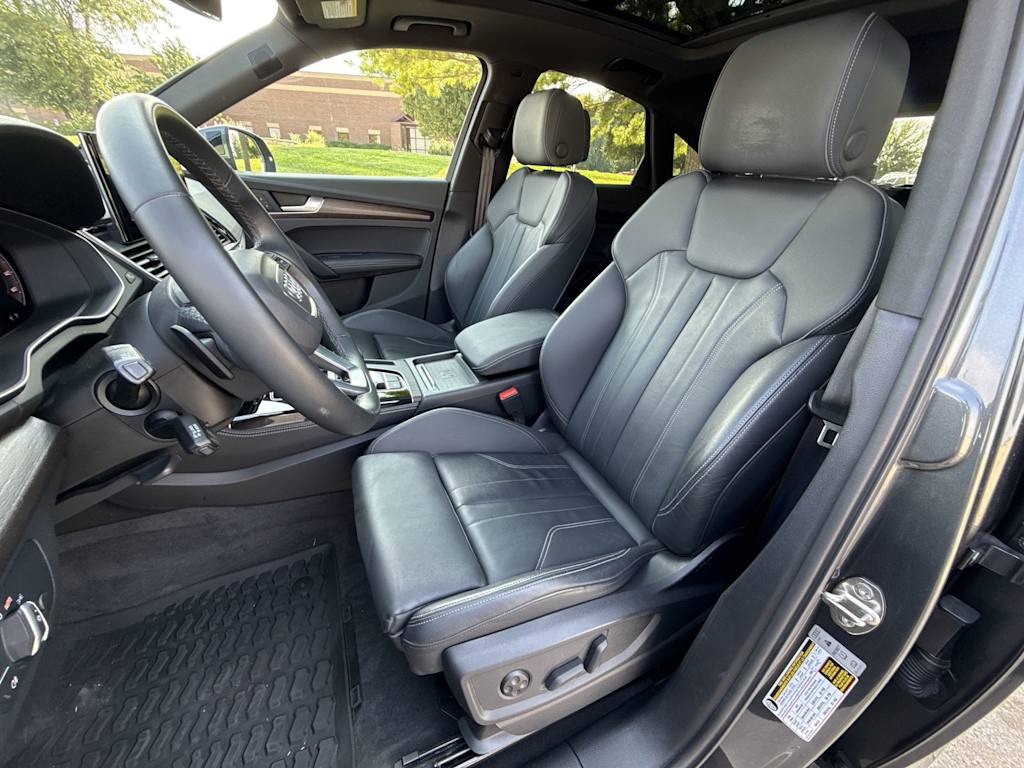 Thumbnail: 2021 Audi Q5 - 12