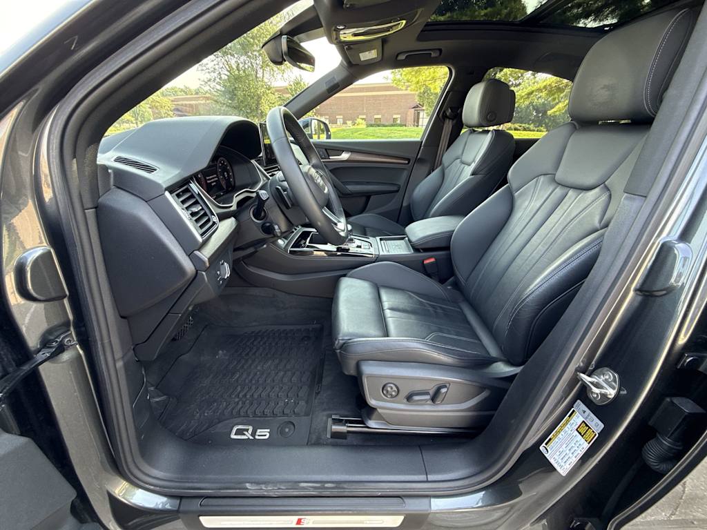 Thumbnail: 2021 Audi Q5 - 11