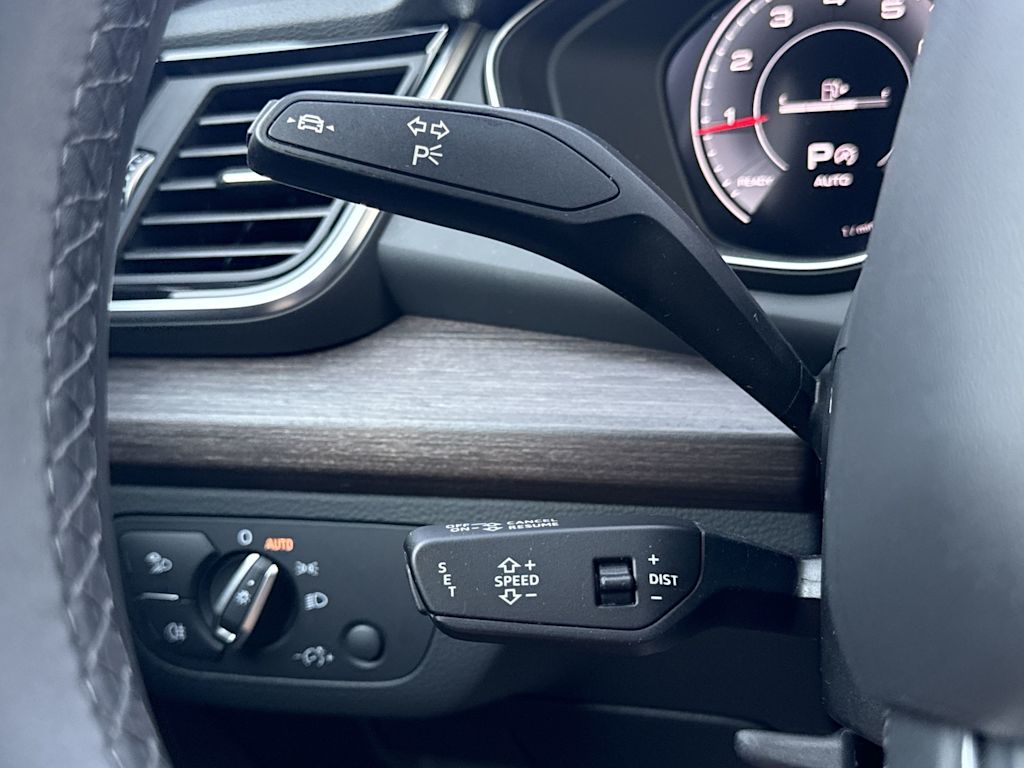 Thumbnail: 2021 Audi Q5 - 35