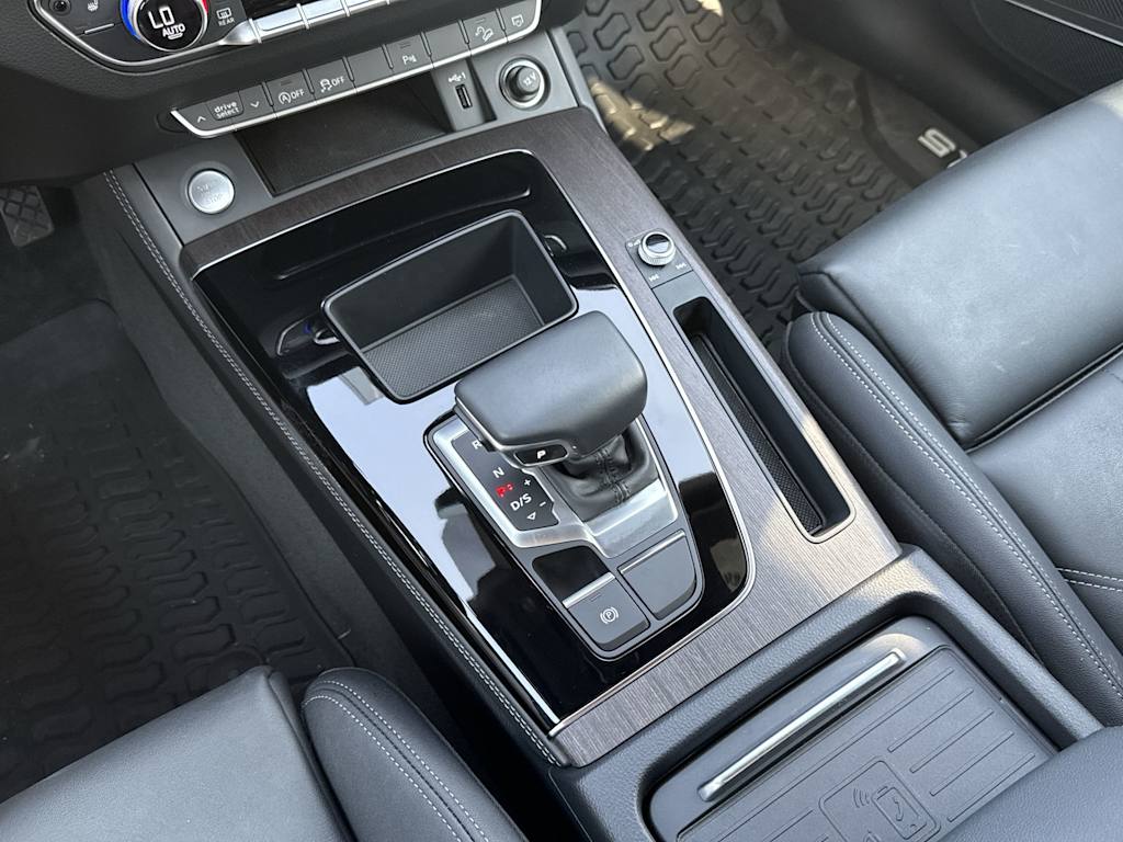Thumbnail: 2021 Audi Q5 - 15