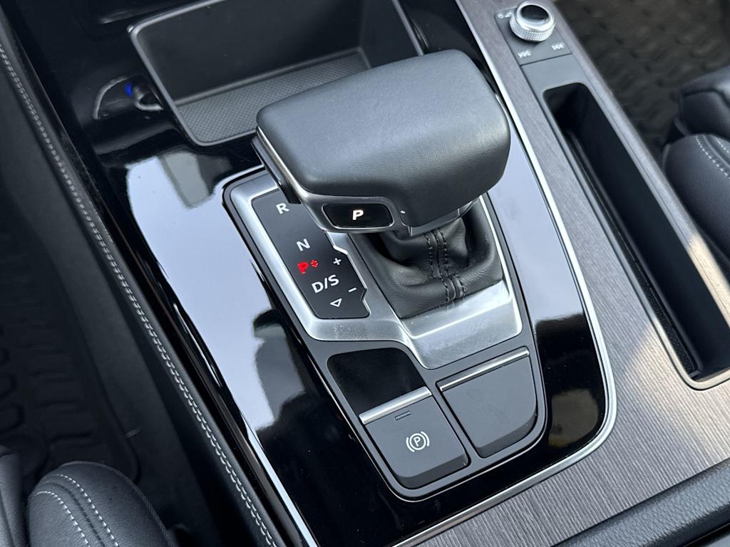 Thumbnail: 2021 Audi Q5 - 38