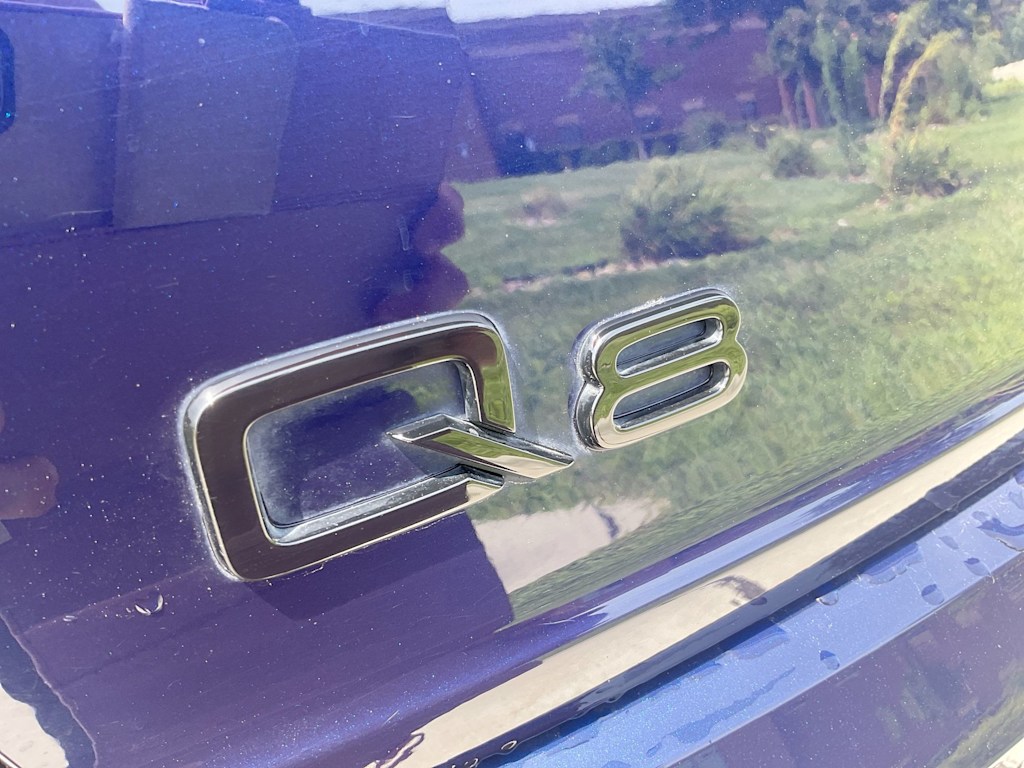 Thumbnail: 2021 Audi Q8 - 7