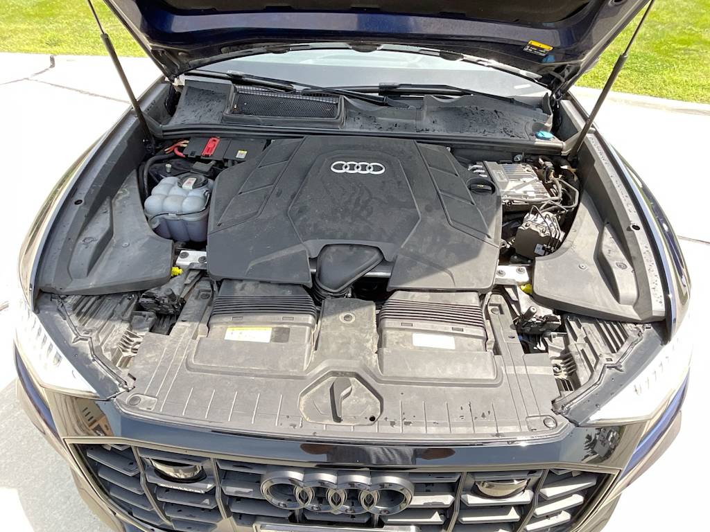 Thumbnail: 2021 Audi Q8 - 9