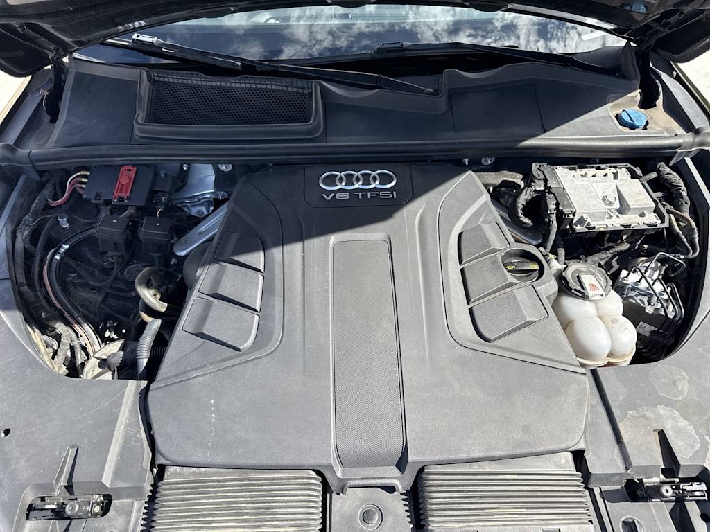 Thumbnail: 2017 Audi Q7 - 9
