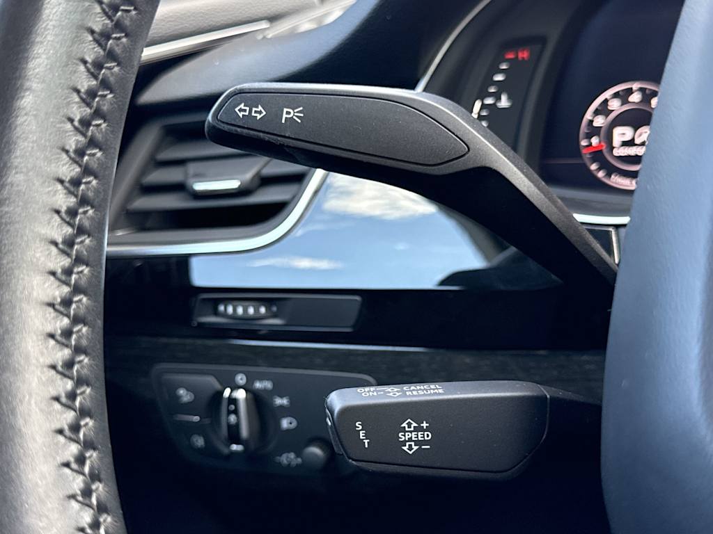 Thumbnail: 2017 Audi Q7 - 15