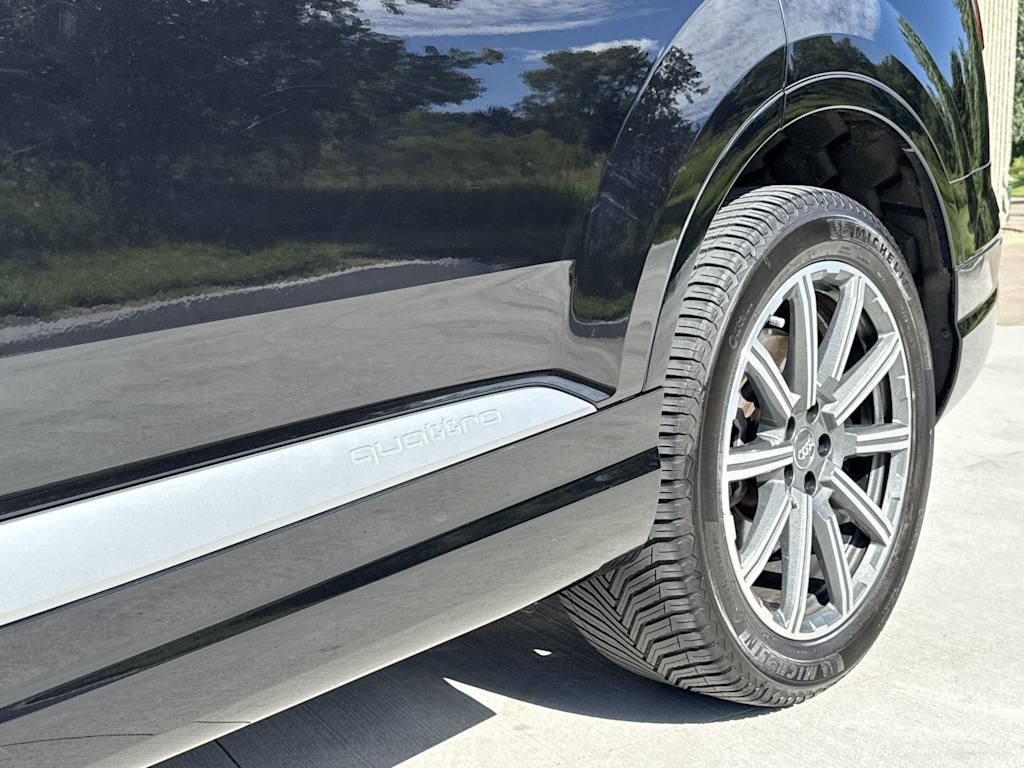 Thumbnail: 2017 Audi Q7 - 43