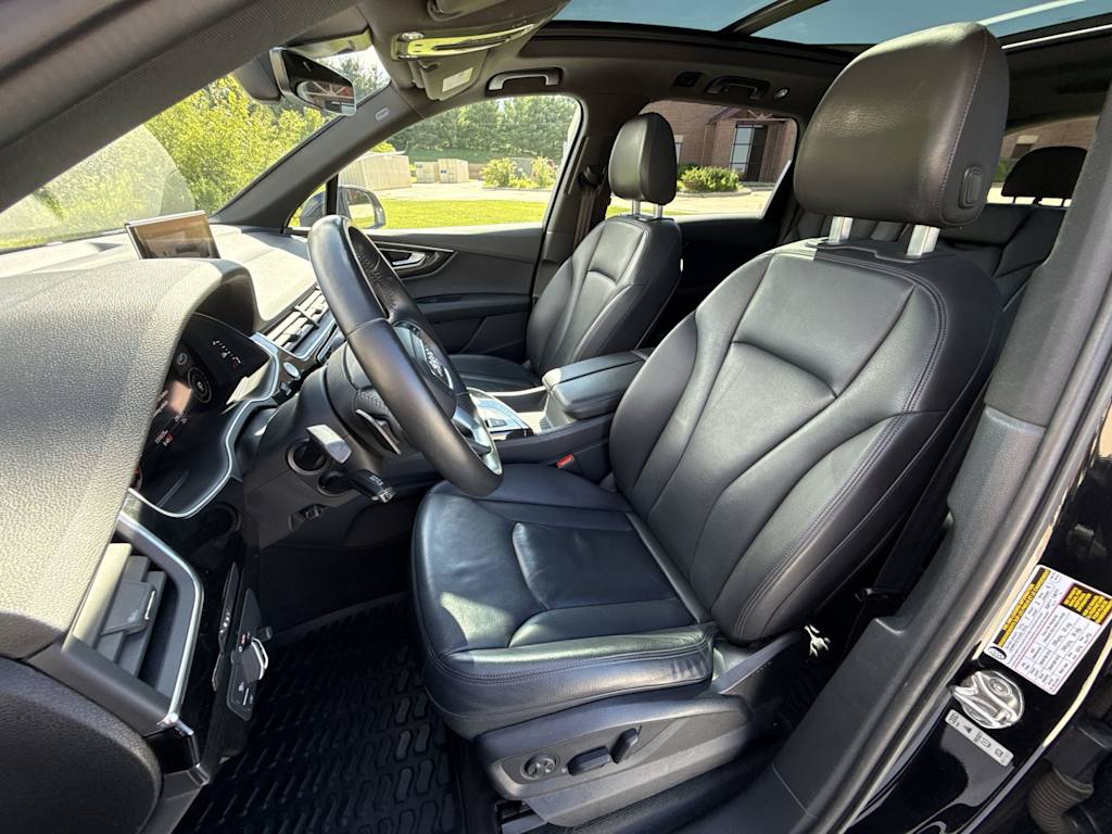 Thumbnail: 2017 Audi Q7 - 12