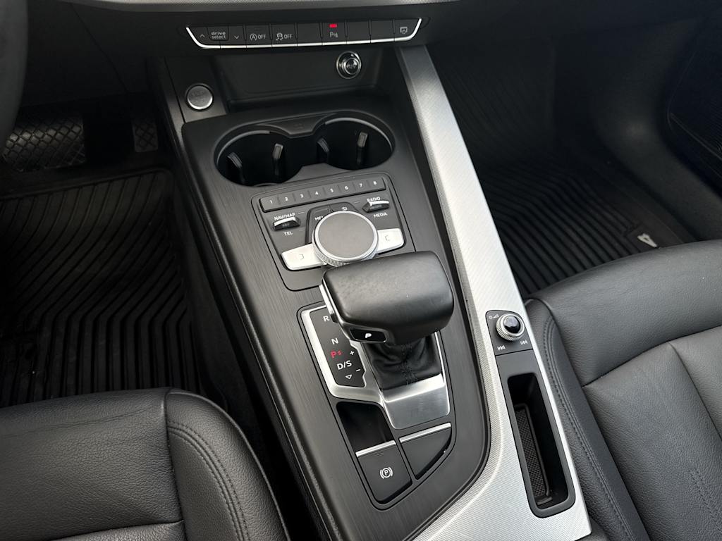 Thumbnail: 2017 Audi A4 - 14