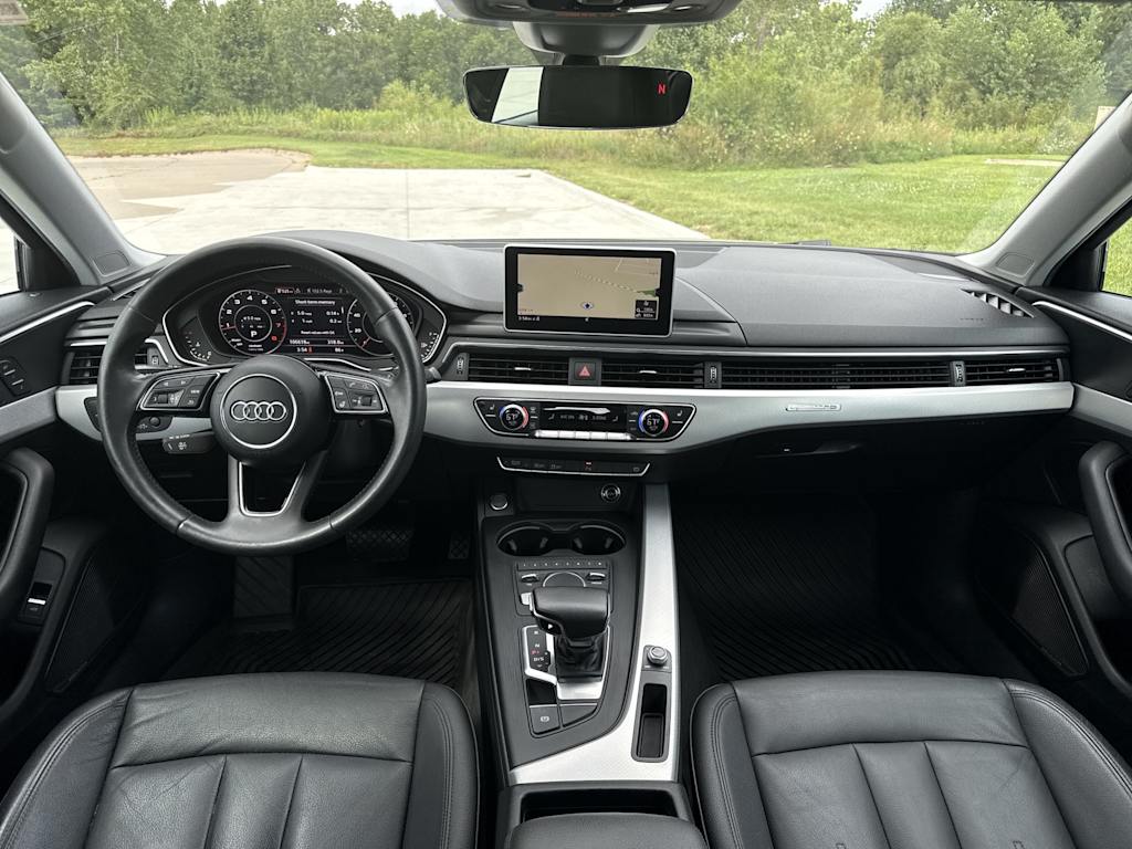 Thumbnail: 2017 Audi A4 - 2