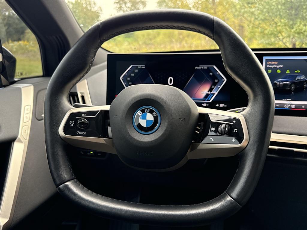 Thumbnail: 2024 BMW iX - 9