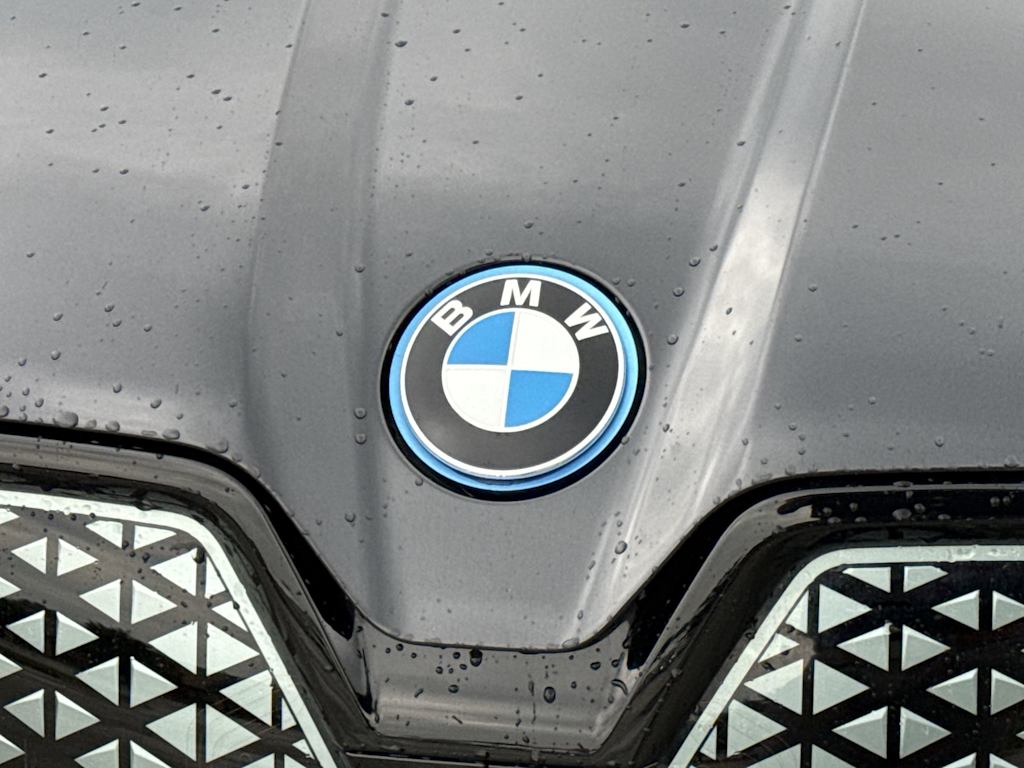 Thumbnail: 2024 BMW iX - 7