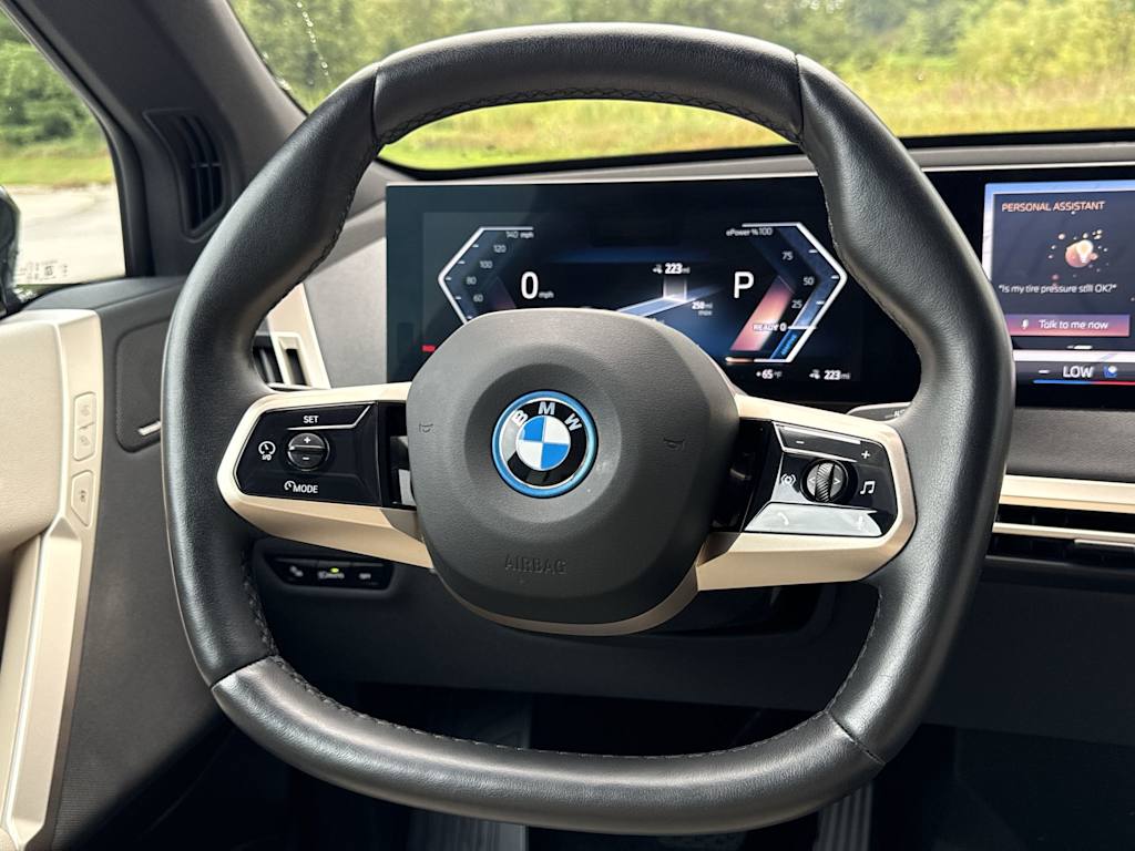 Thumbnail: 2024 BMW iX - 9