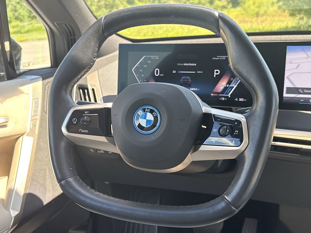 Thumbnail: 2024 BMW iX - 8