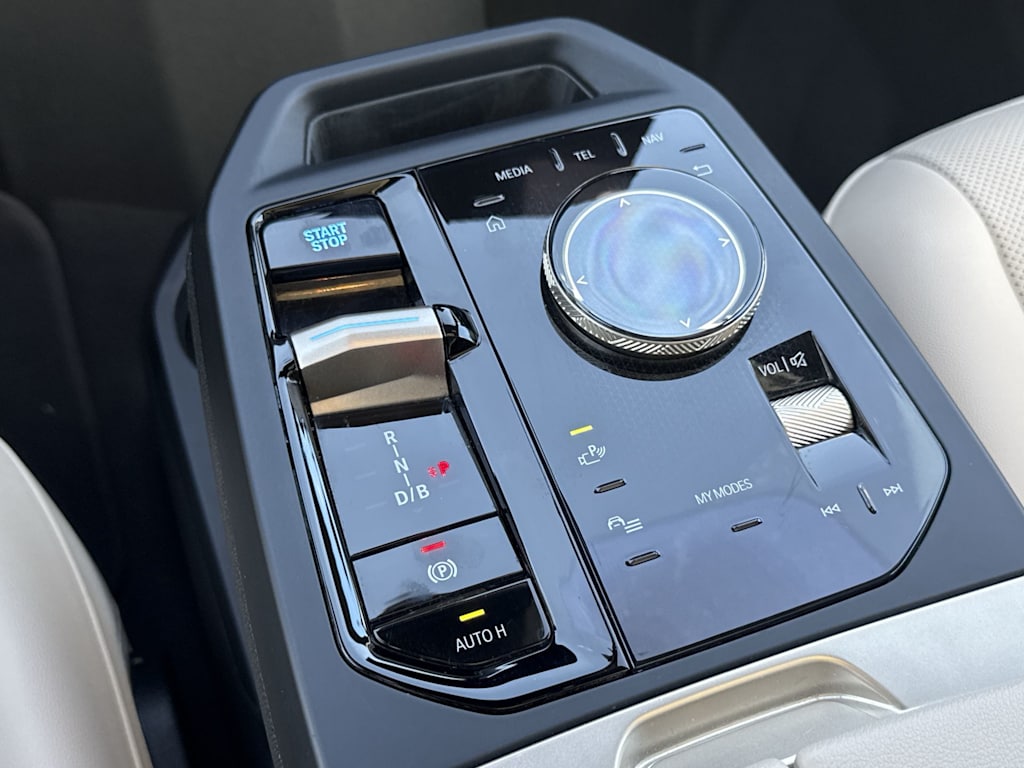 Thumbnail: 2024 BMW iX - 35
