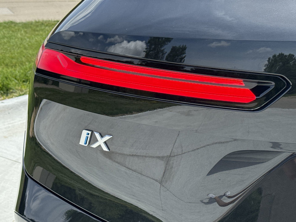 Thumbnail: 2024 BMW iX - 23