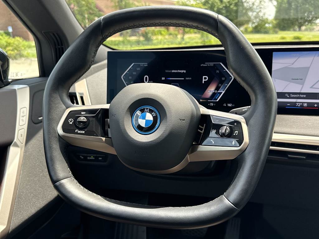Thumbnail: 2024 BMW iX - 8