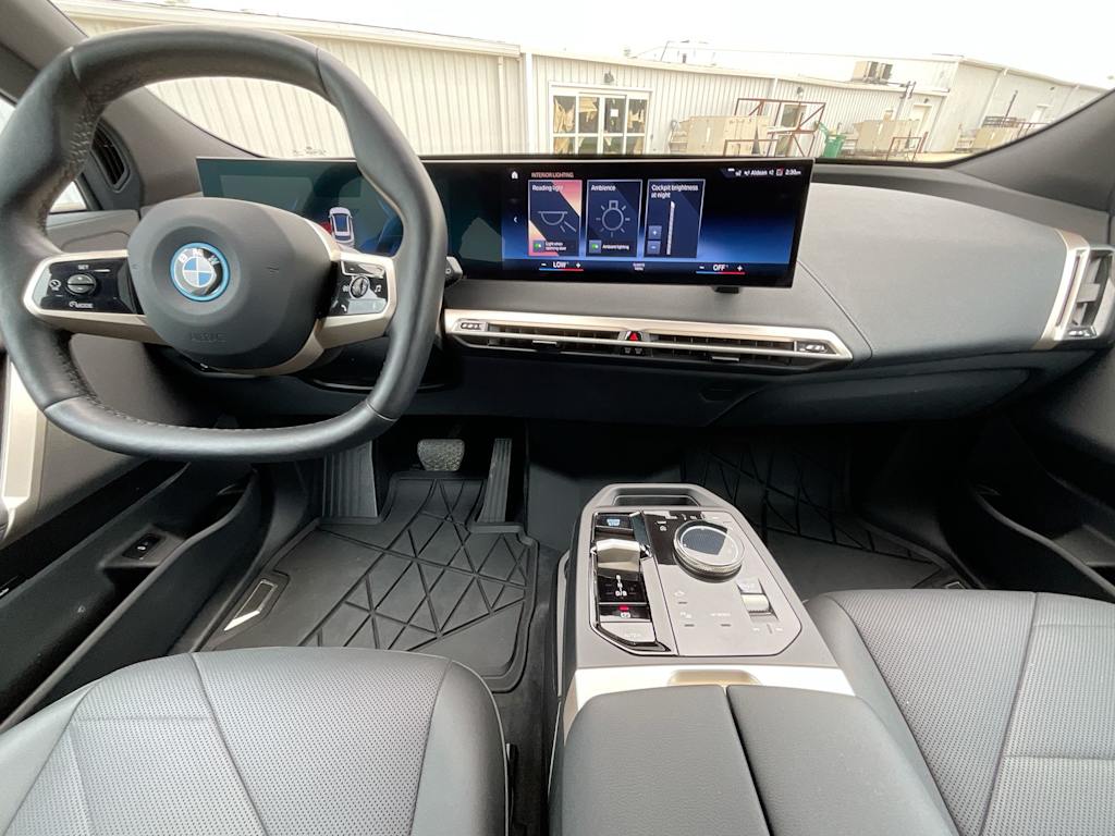 Thumbnail: 2023 BMW iX - 2