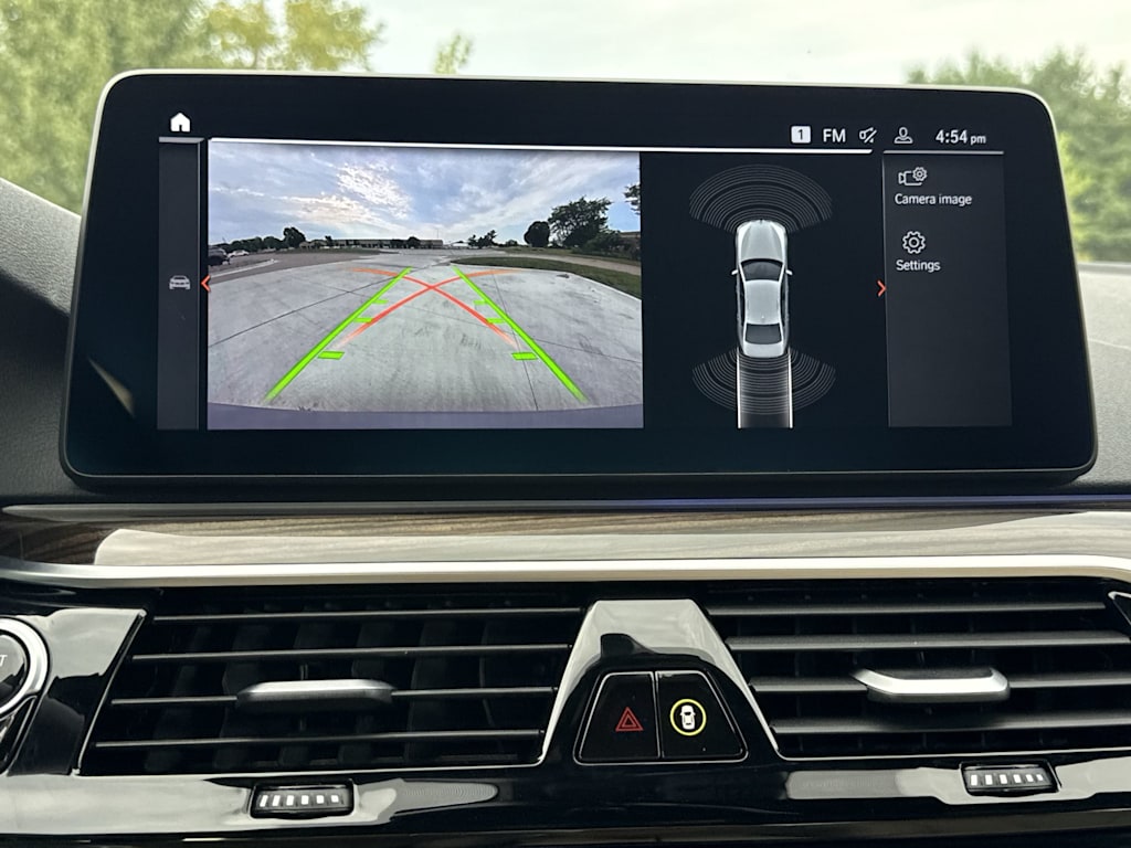 Thumbnail: 2023 BMW 5 Series - 33
