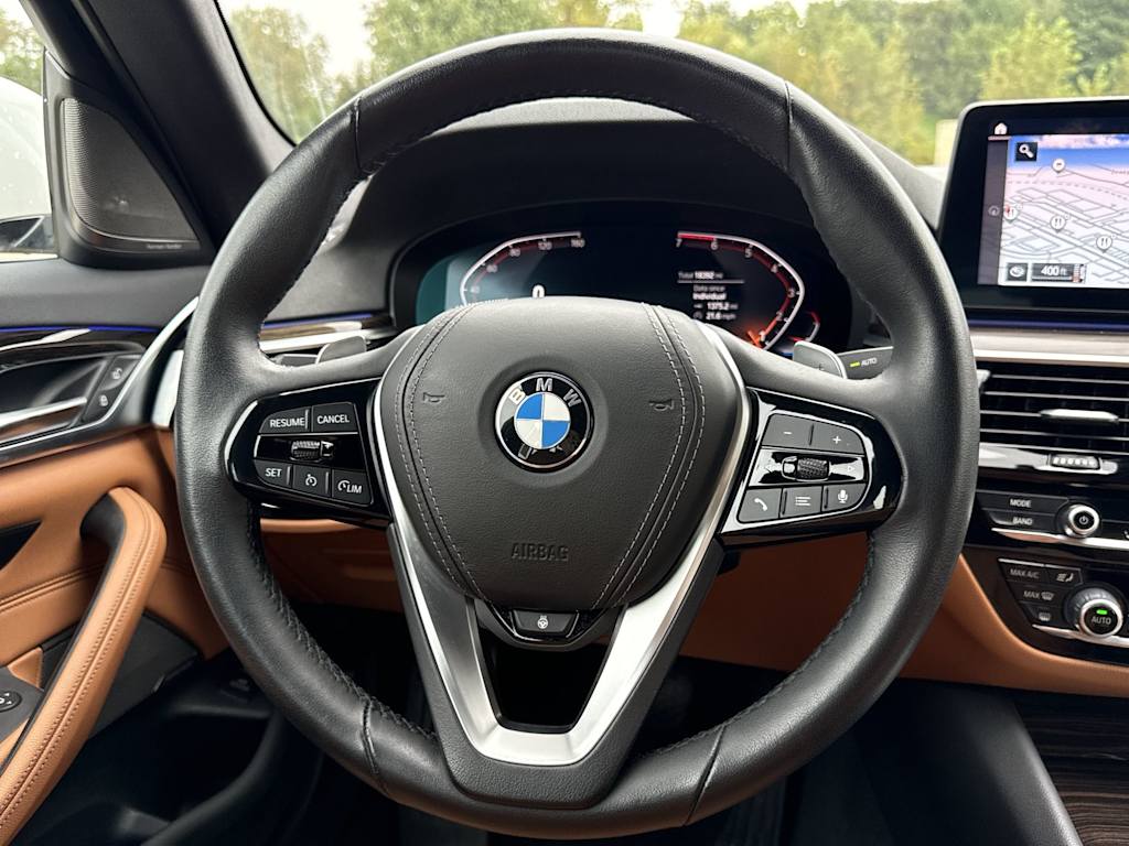 Thumbnail: 2023 BMW 5 Series - 9