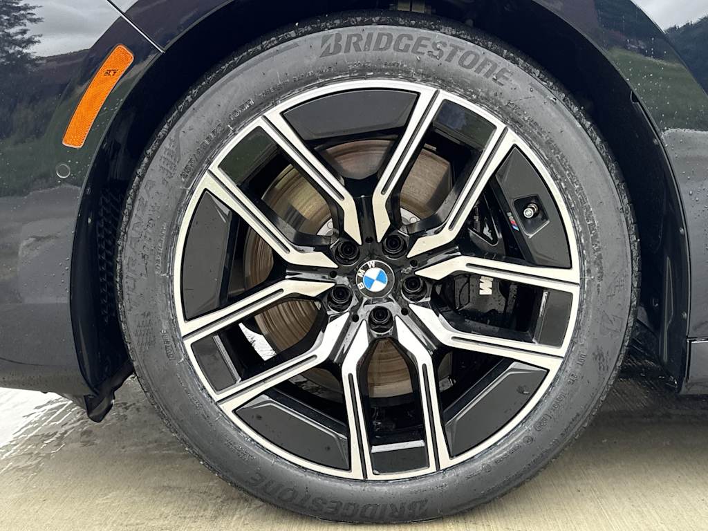 Thumbnail: 2024 BMW 7 Series - 5