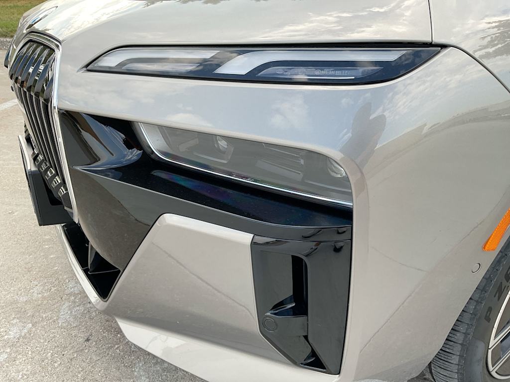 Thumbnail: 2024 BMW 7 Series - 22