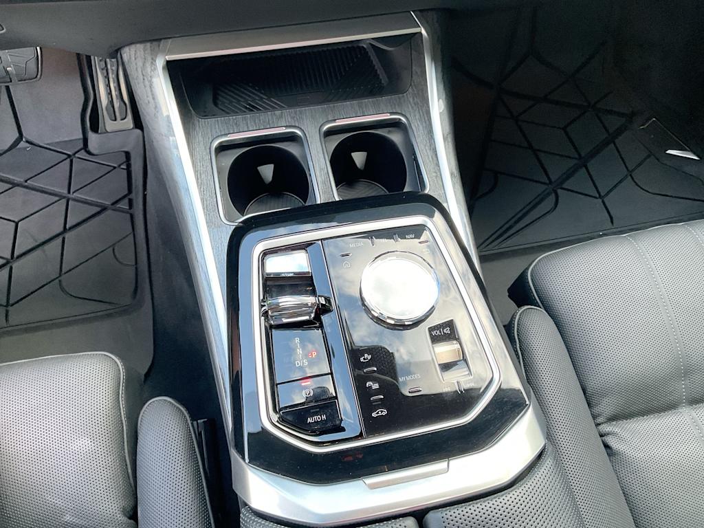 Thumbnail: 2024 BMW 7 Series - 14