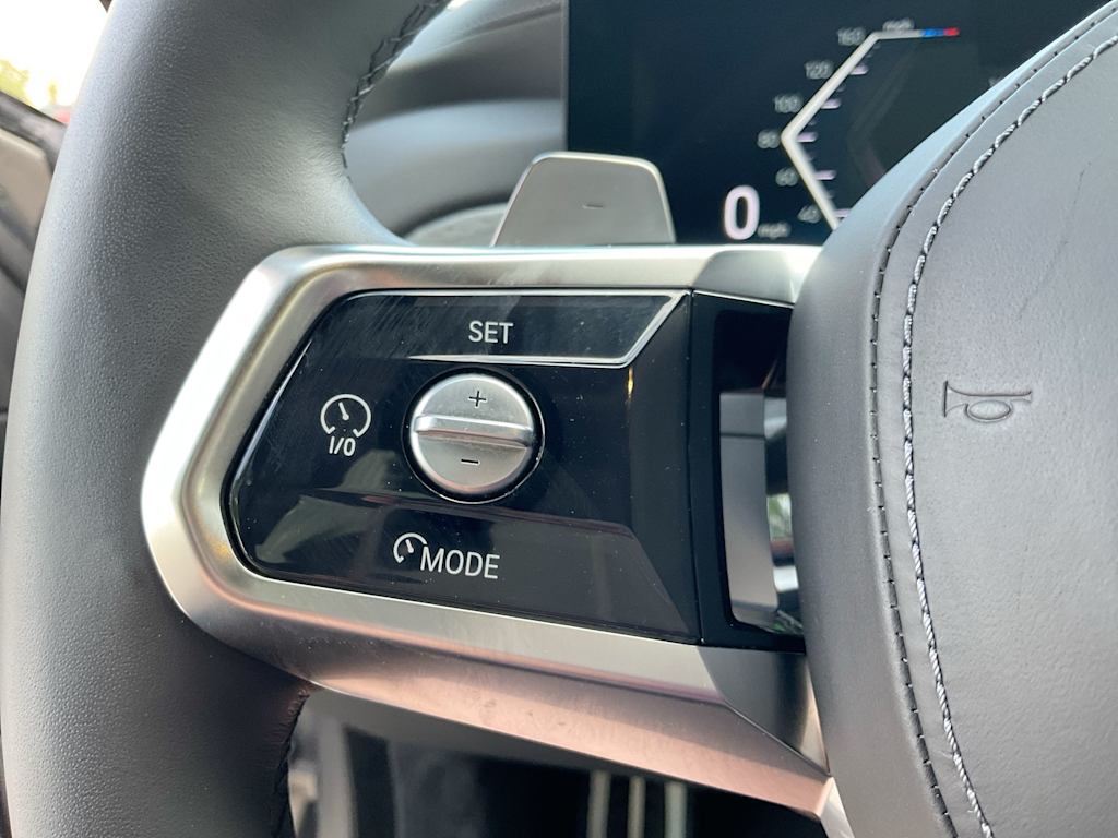 Thumbnail: 2024 BMW 7 Series - 29