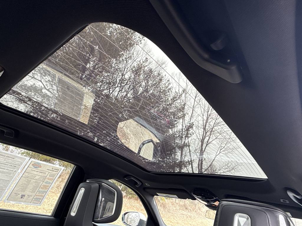 Thumbnail: 2024 BMW 7 Series - 28