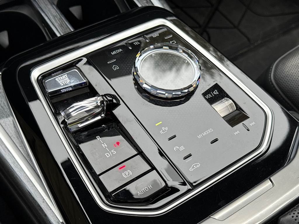 Thumbnail: 2024 BMW 7 Series - 34