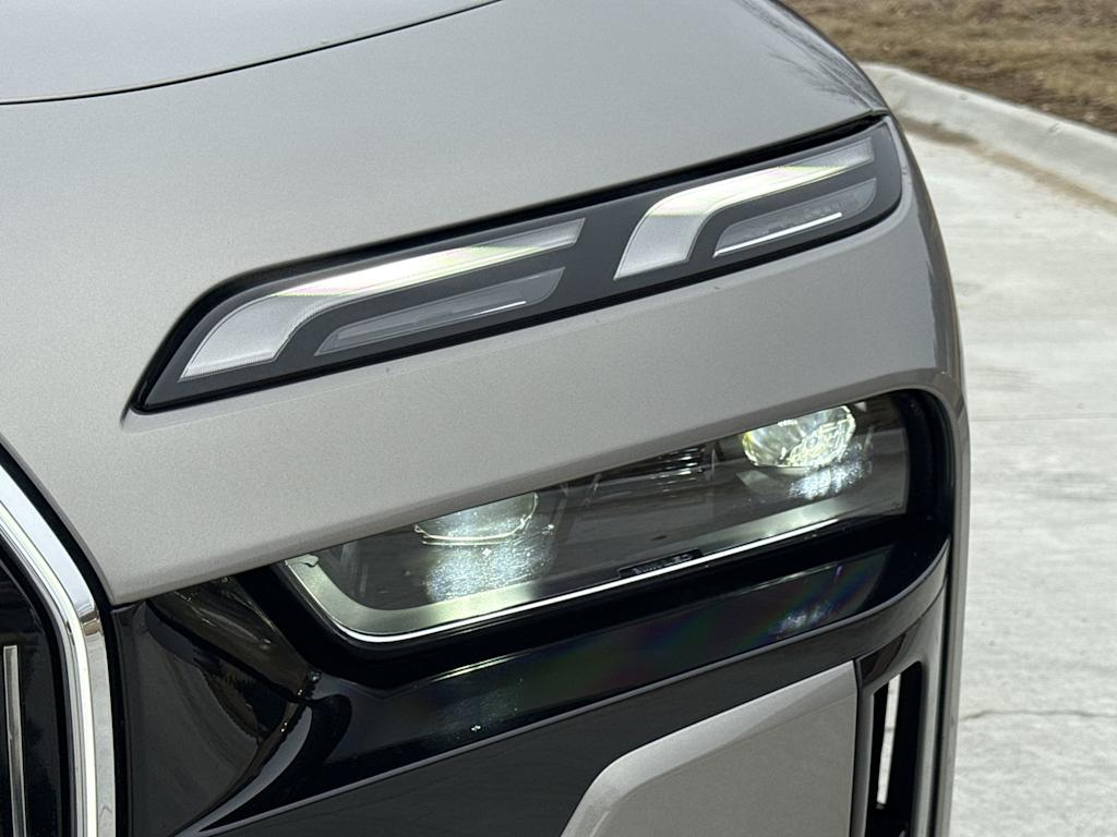 Thumbnail: 2024 BMW 7 Series - 22