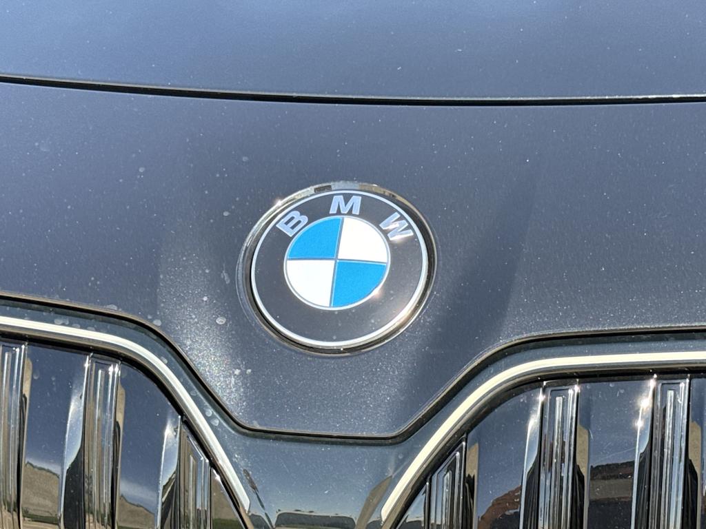 Thumbnail: 2025 BMW 7 Series - 6