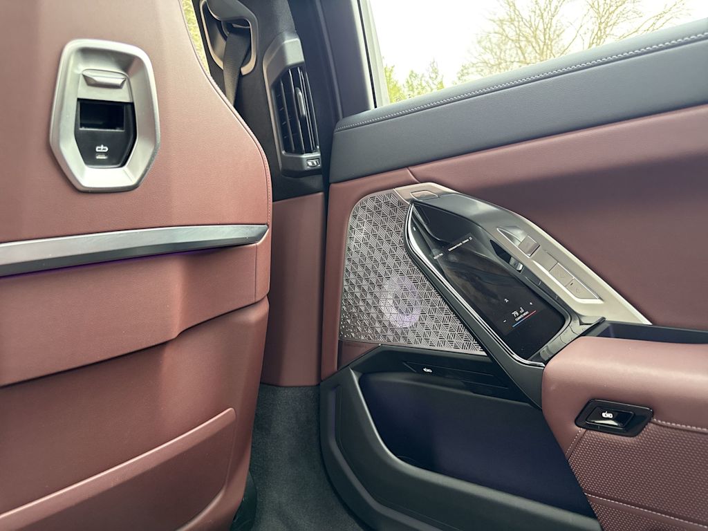 Thumbnail: 2024 BMW 7 Series - 37