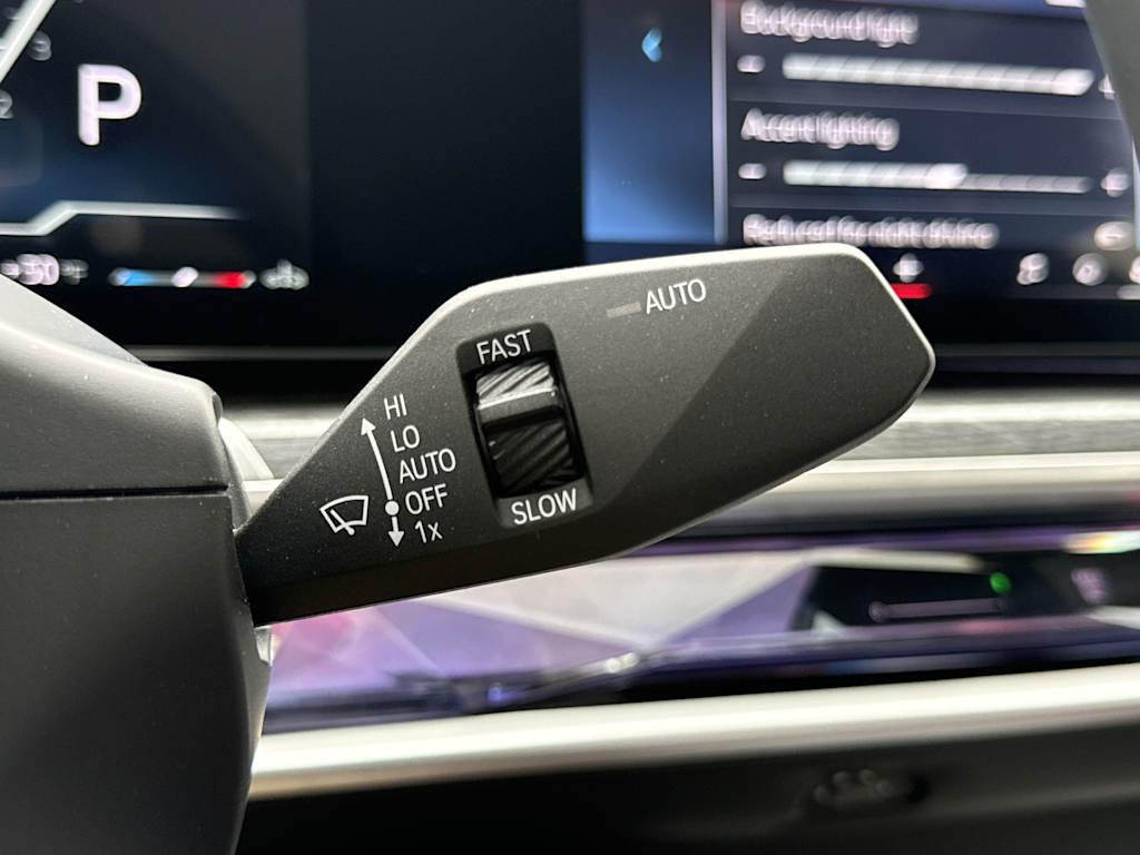 Thumbnail: 2024 BMW 7 Series - 12