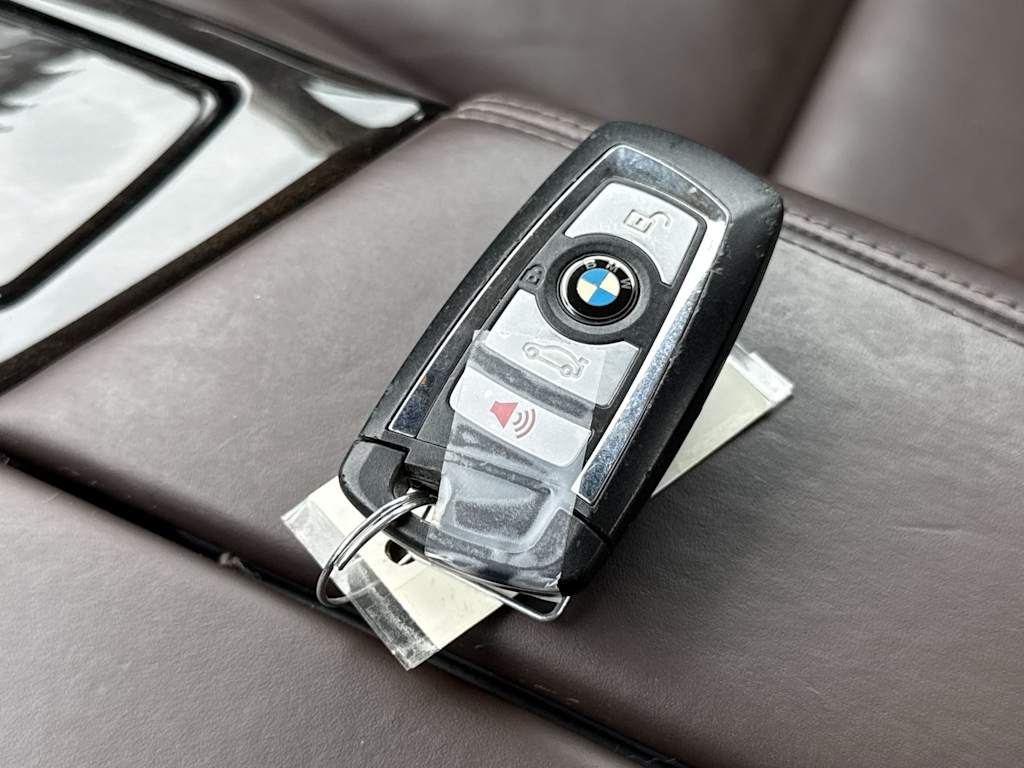 Thumbnail: 2016 BMW 5 Series - 18