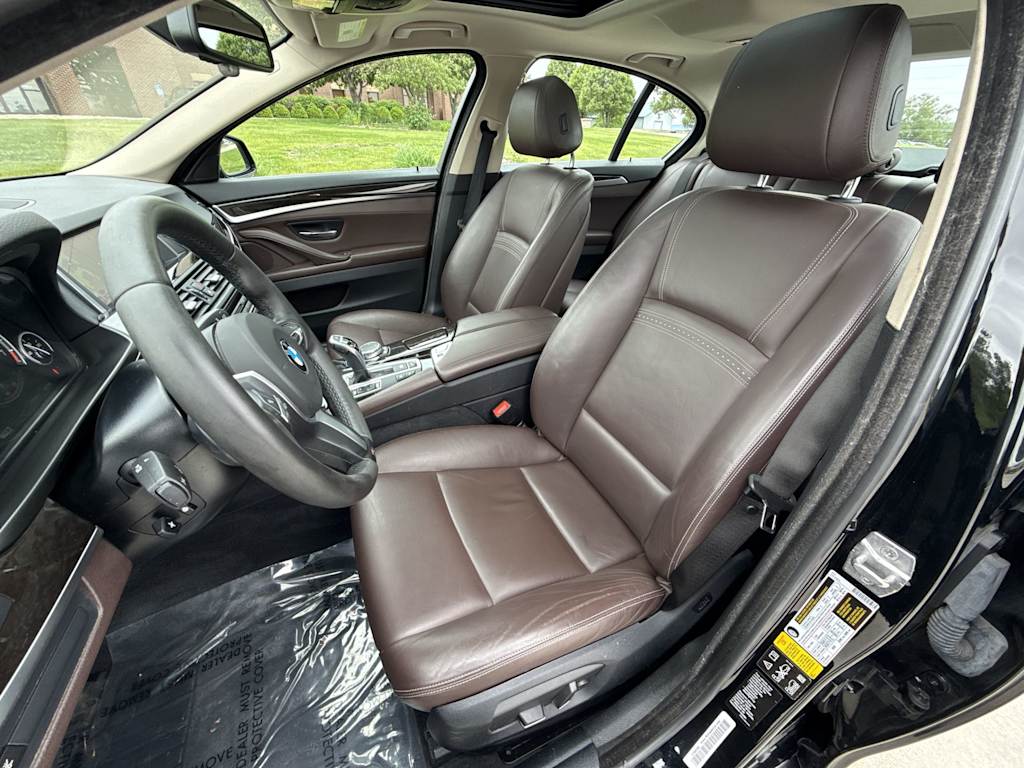 Thumbnail: 2016 BMW 5 Series - 11
