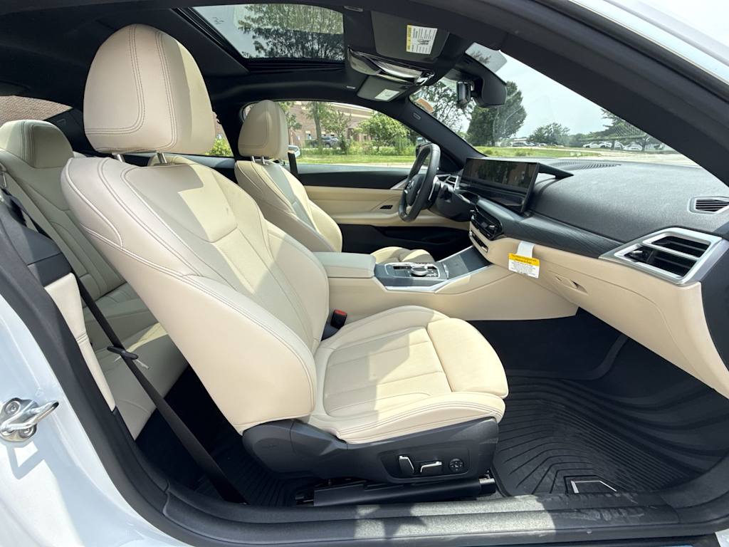 2025 BMW 4 Series 430i - Photo 27