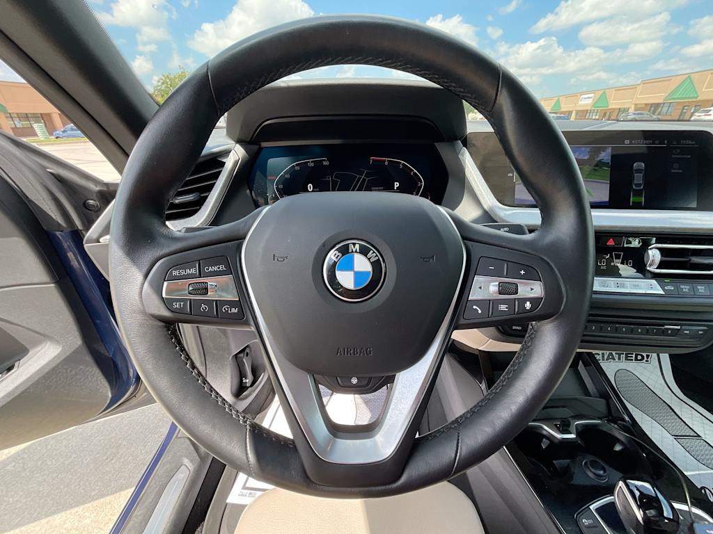 Thumbnail: 2023 BMW 2 Series - 10