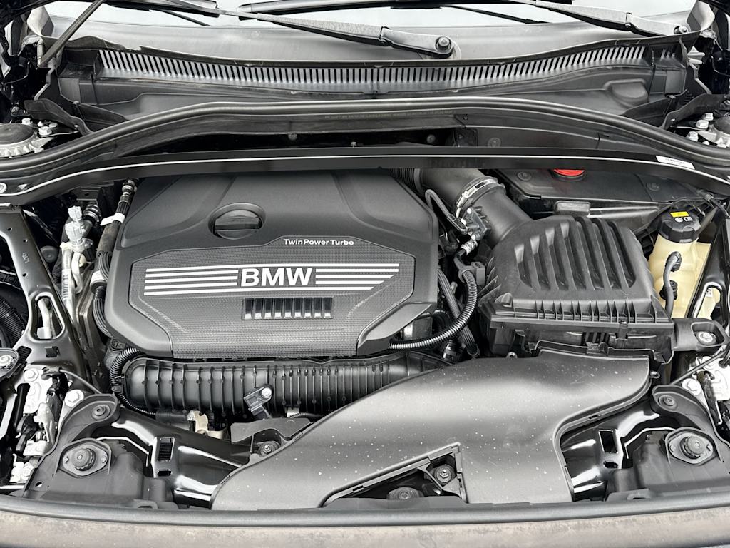 Thumbnail: 2022 BMW 2 Series - 8