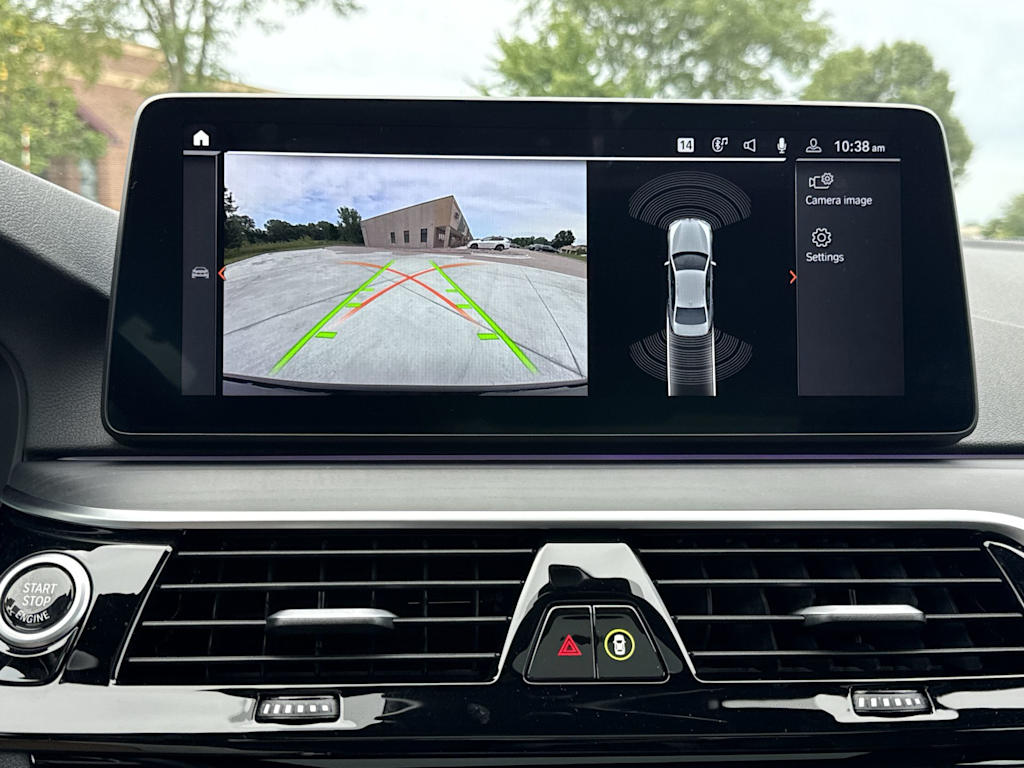 Thumbnail: 2023 BMW 5 Series - 34
