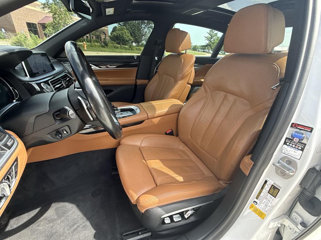 Thumbnail: 2017 BMW 7 Series - 10