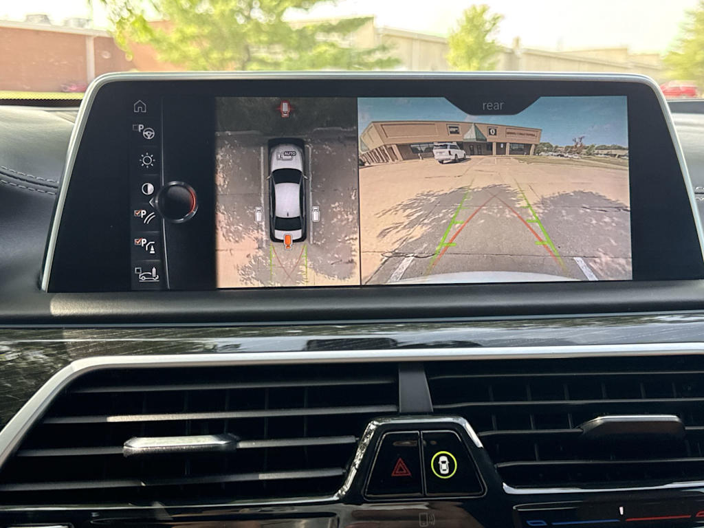 Thumbnail: 2017 BMW 7 Series - 31