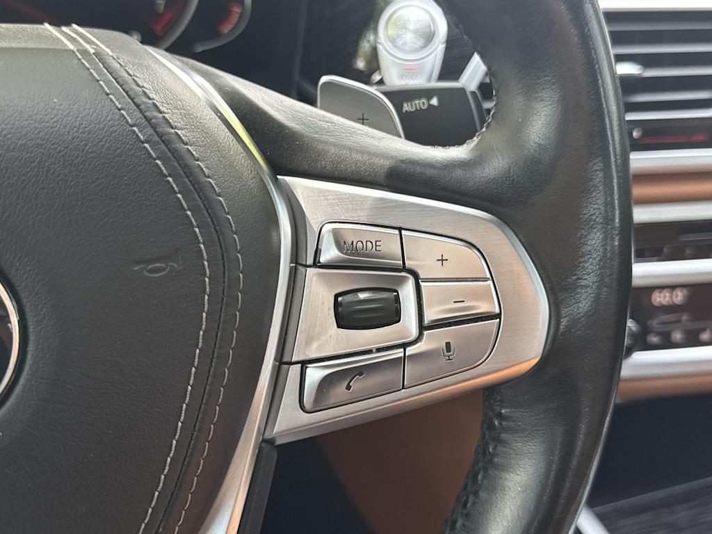 Thumbnail: 2017 BMW 7 Series - 28