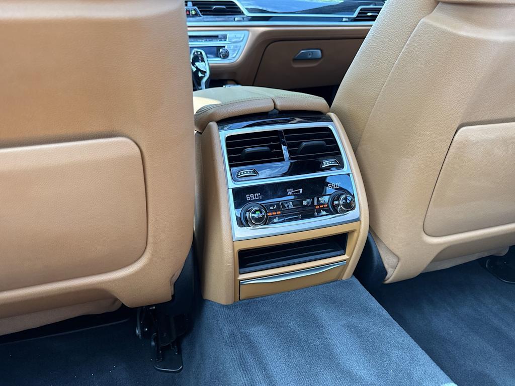 Thumbnail: 2017 BMW 7 Series - 35