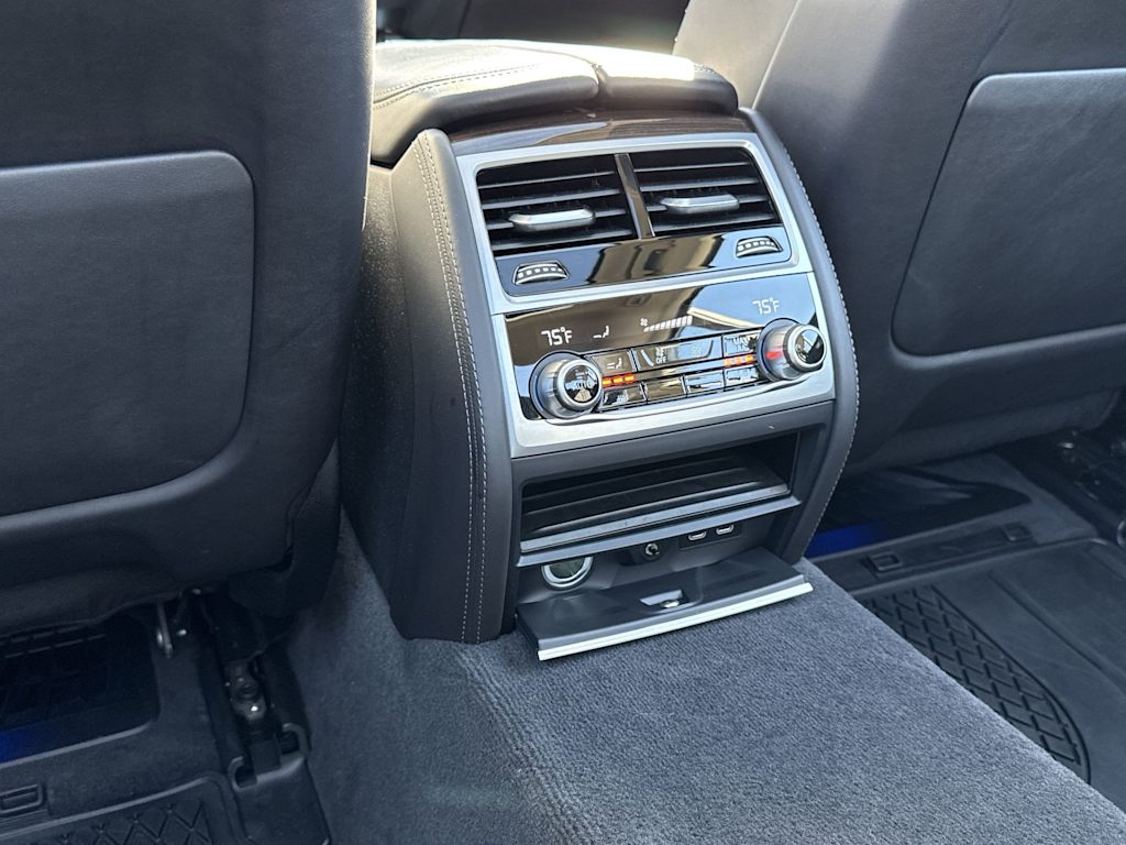 Thumbnail: 2020 BMW 7 Series - 37