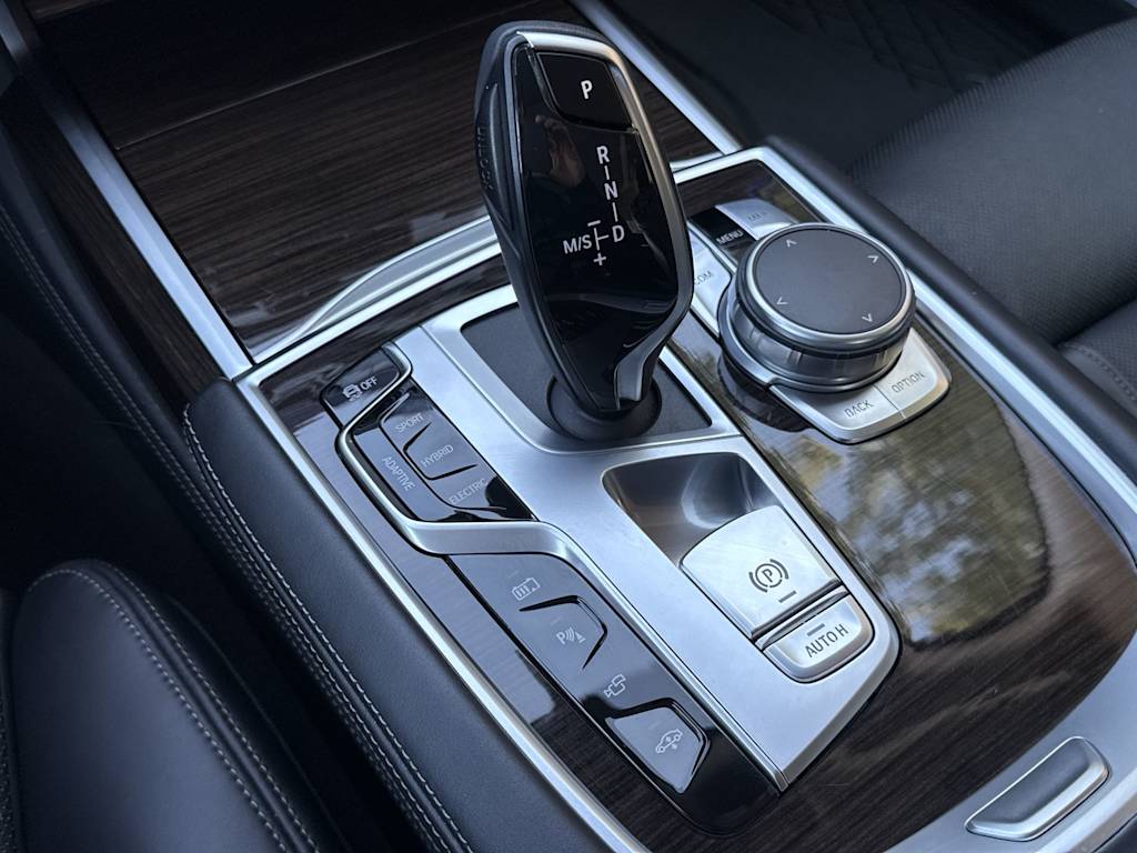 Thumbnail: 2020 BMW 7 Series - 35