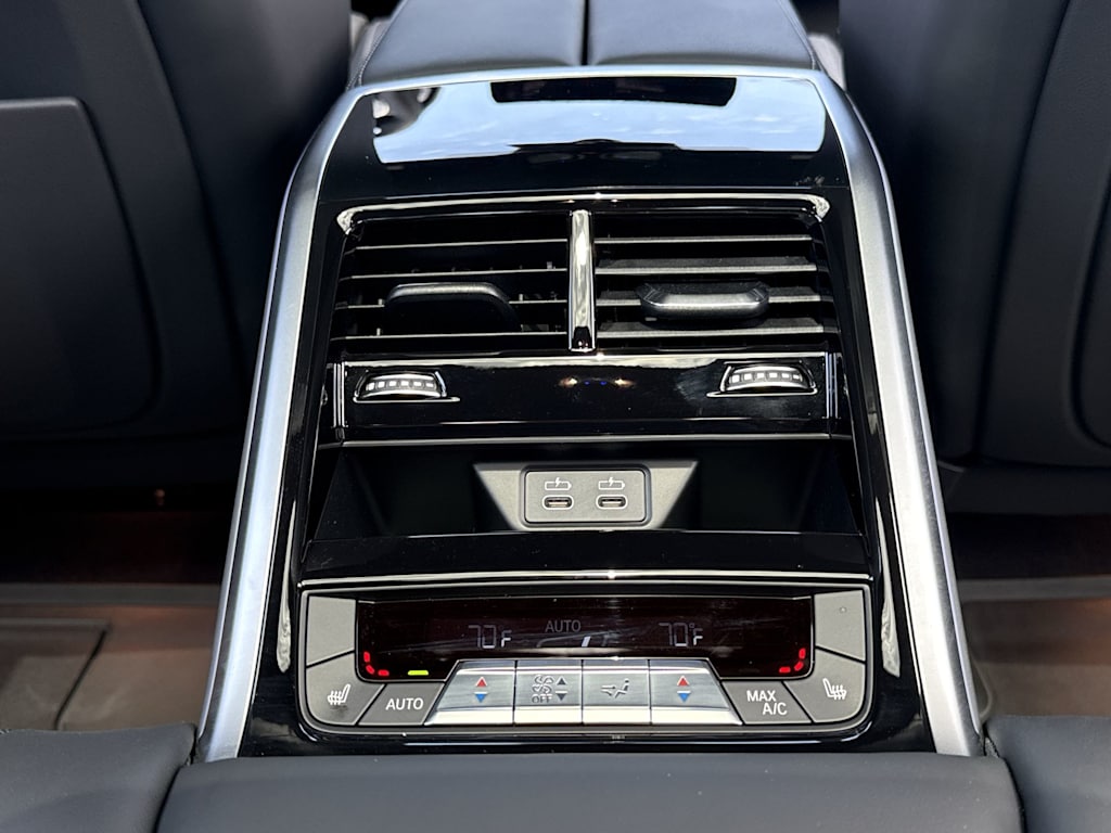 2026 BMW 8 Series 840i - Photo 36
