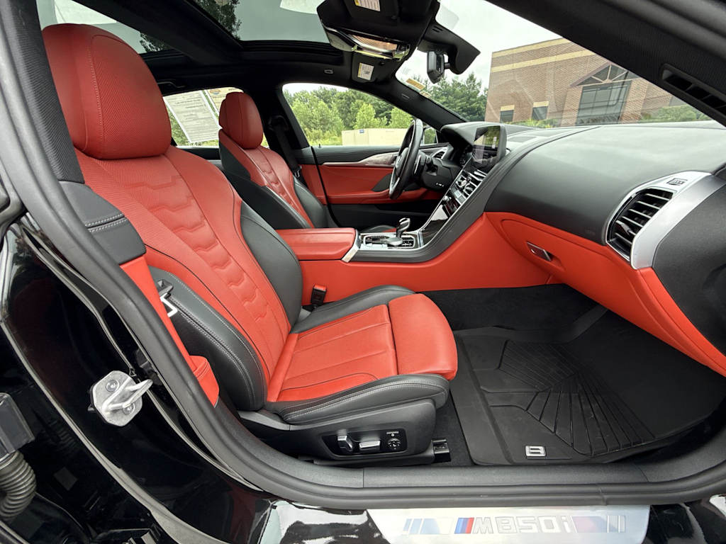 Thumbnail: 2024 BMW 8 Series - 27