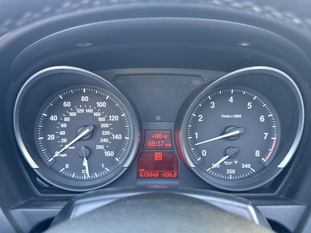Thumbnail: 2010 BMW Z4 - 14