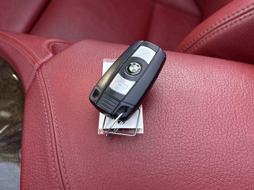 Thumbnail: 2010 BMW Z4 - 16