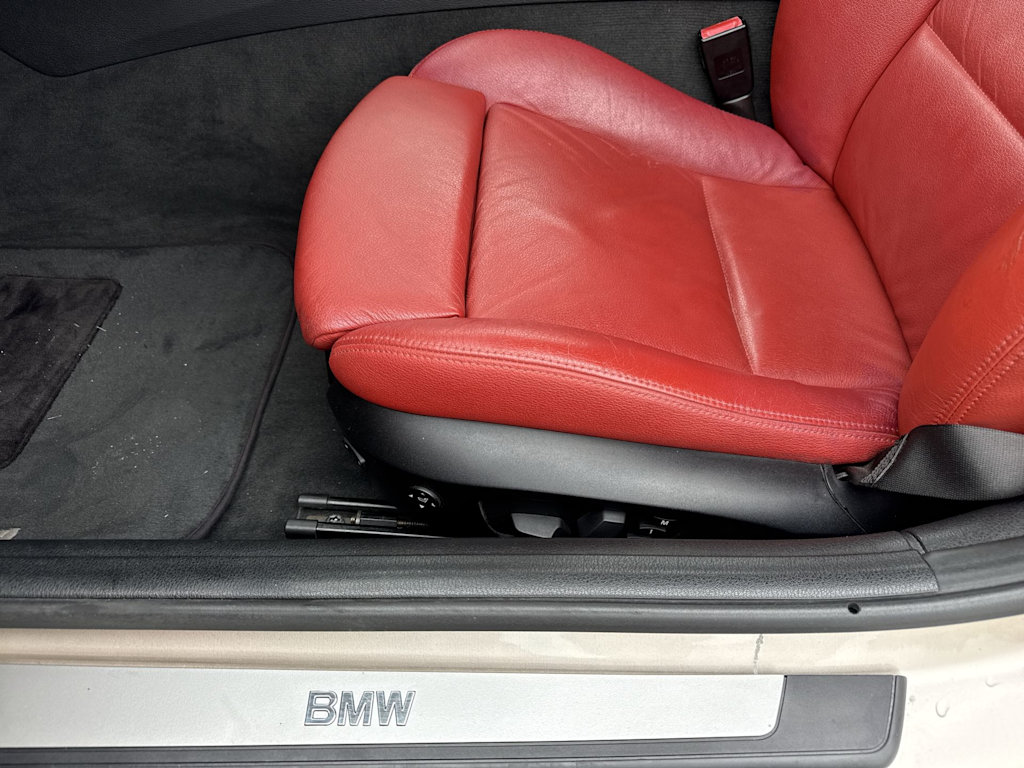 Thumbnail: 2010 BMW Z4 - 21